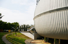 The Tamarokuto Science Center