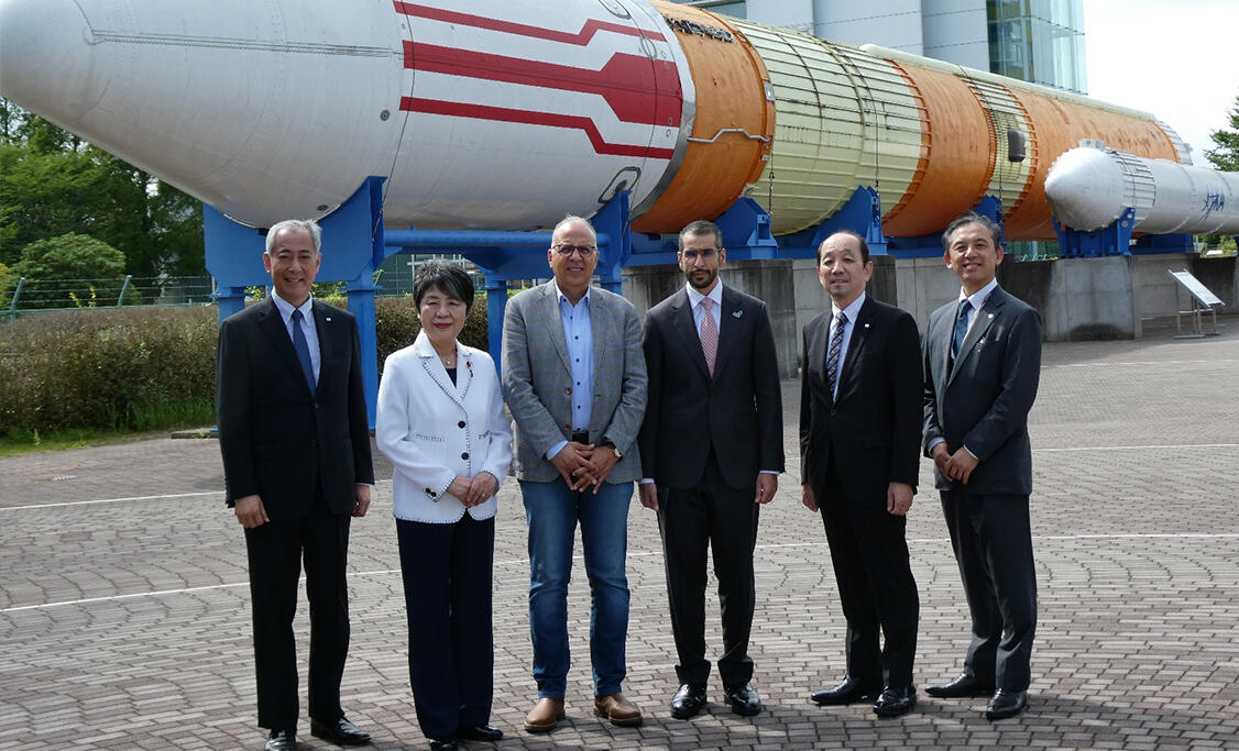 International Dignitaries Attending the International Water Day Symposium / Tsukuba Space Center