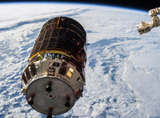 KOUNOTORI 4 approaching the ISS (courtesy: JAXA/NASA)