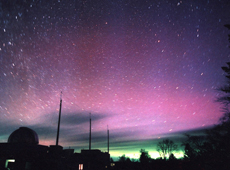 Aurora seen in Rikubetsu, Hokkaido, Japan on October 30, 2003 (courtesy: Rikubetsu Space and Earth Science Museum)