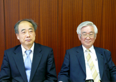 Nobel Prize laureates in physics Prof. Kobayashi and Prof. Maskawa (courtesy of KEK)