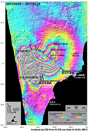 SAR interferogram showing the effects of the earthquake in Hamadori, a coastal area in Fukushima prefecture. It shows the crust’s movement for 50 km in all directions. The three disconnected lines denote the location of the fault as it appeared on the surface. (courtesy: JAXA/GSI)
