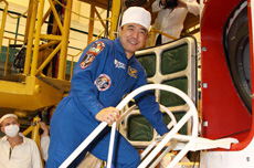 Astronaut Satoshi Furukawa training in Russia (courtesy: JAXA/NASA/Victor Zelentsov)