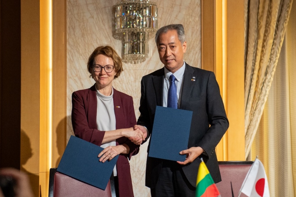 JAXA and Innovation Agency Lithuania (IAL) Sign Joint Statement