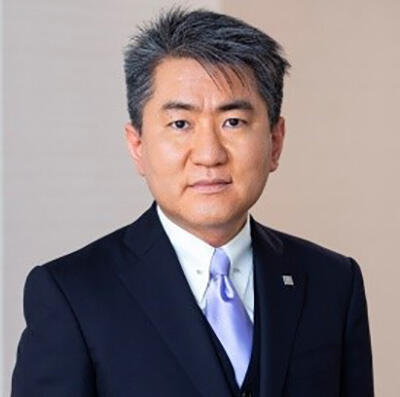 [Zoshinkai Holdings Inc.] Takaaki Fujii, CEO