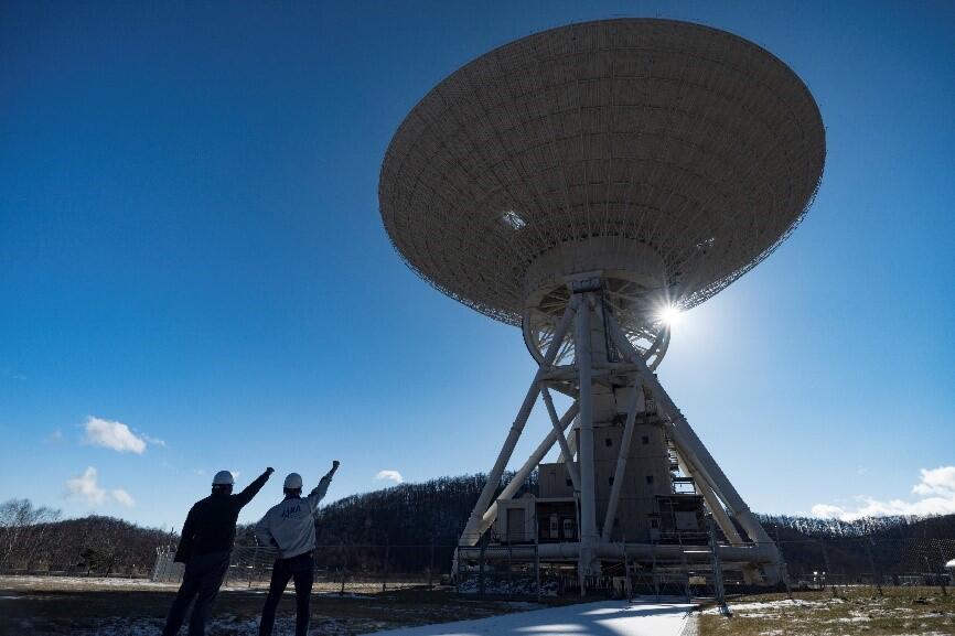 Figure 2: JAXA Usuda 64m parabolic antenna The JAXA Usuda 64m parabolic antenna is at the heart of spacecraft operation support, including that for the asteroid explorer, Hayabusa2, as well as making astronomical observations of celestial objects such as the Crab Nebula. 