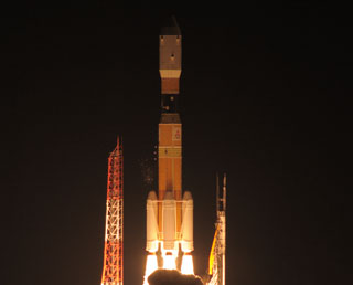 KOUNOTORI5 successfully launched by H-IIB F5!